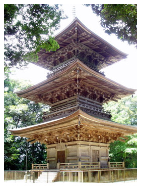 本山寺 三重塔