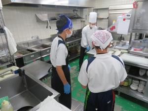 職３