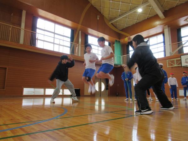 ダブル４