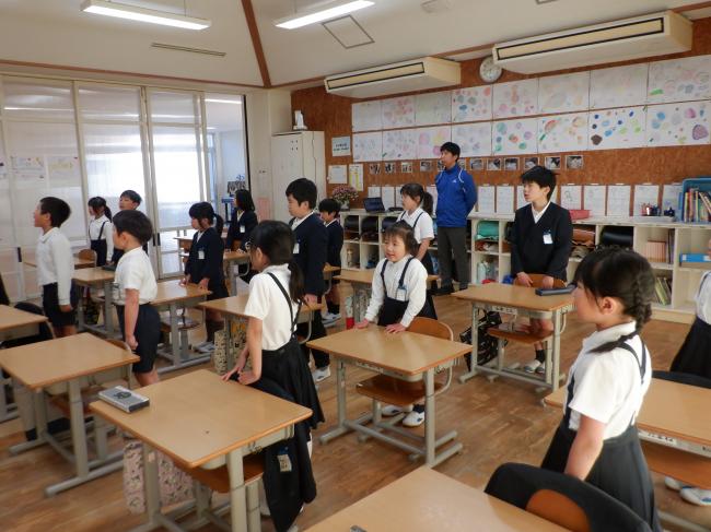 ３年