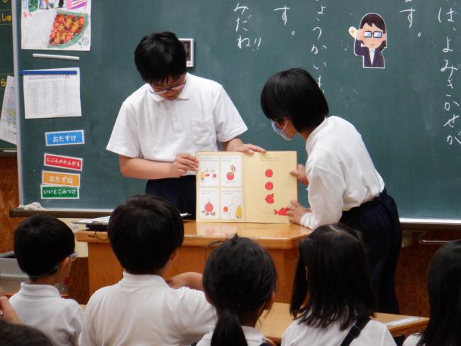 読み聞かせ