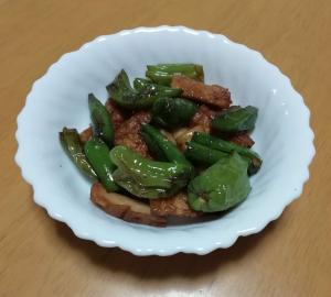 夏レシピ：ししとうとちくわ炒め