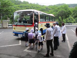 民生児童委員さんによる挨拶運動