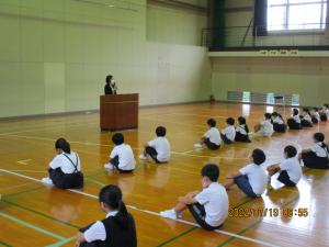 １学期終業式の様子